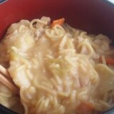 豚汁リメイク☆とろみ味噌煮込みラーメン